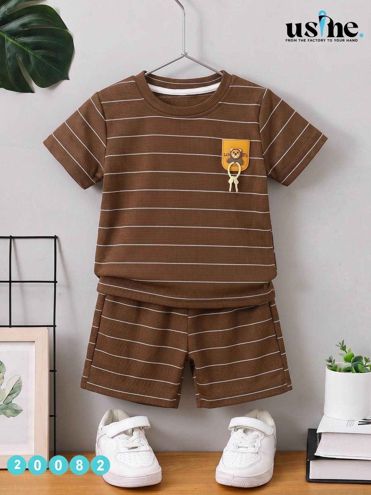 20082 سوت اولادى تيشيرت وشورت مخطط دبدوب