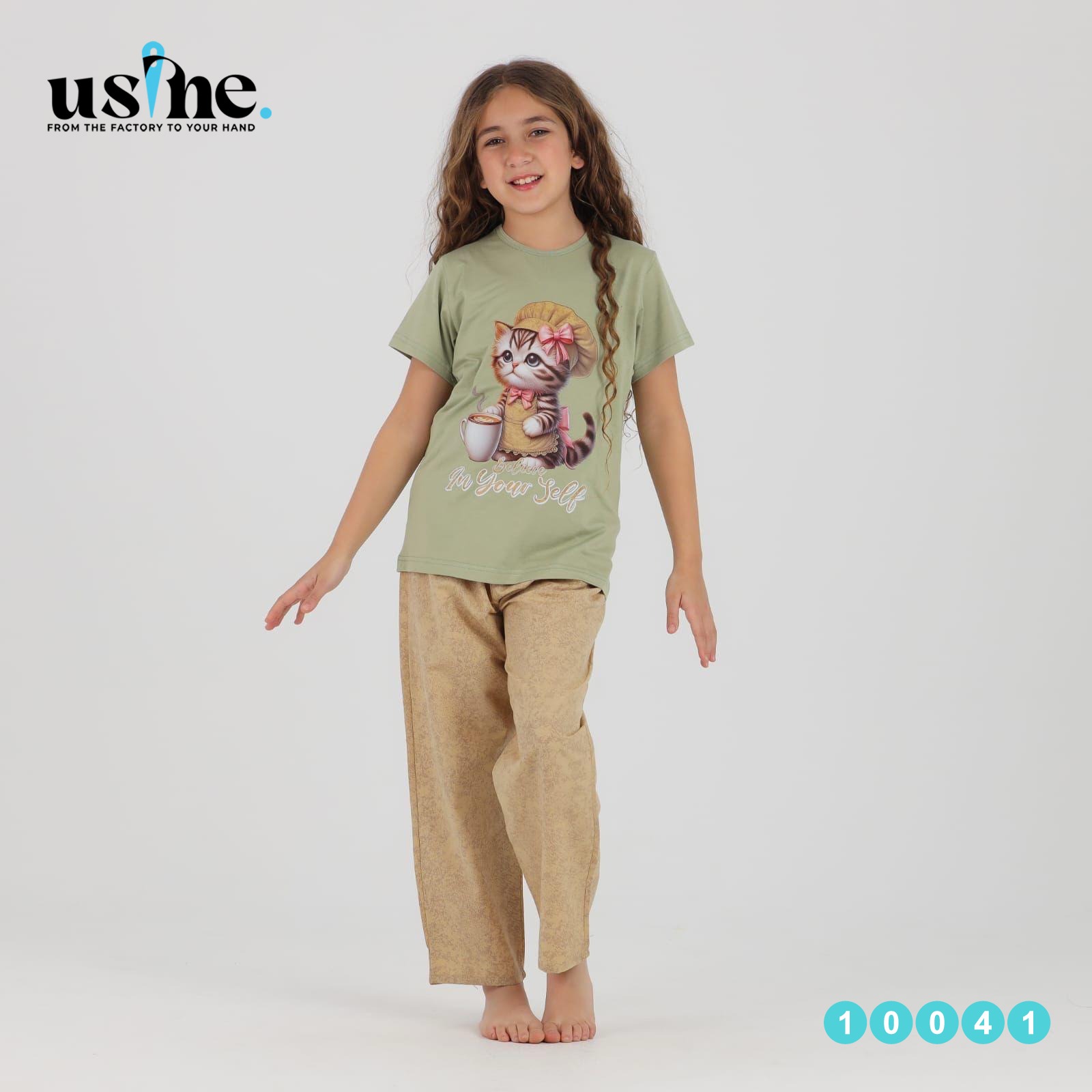 10041 بيجامه بناتي قطه زيتوني